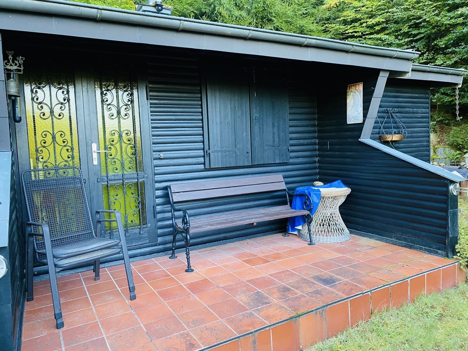 Wochenendgrundstück mit Hütte in idyllischer Waldrandlage – Eppenbrunn (Imsbach) Wochenendgrundstück mit Hütte in idyllischer Waldrandlage – Eppenbrunn (Imsbach)